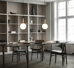 Suspension*Nuura Suspension, Miira 1 large, laiton, globe opalin, Ø20cm, H35,3cm - laiton, blanc opalin