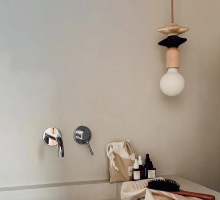 Suspension, Mona II, beige, avec 1 fleur beige et 1 fleur brune, Ø10cm, H22cm - Carré Coco