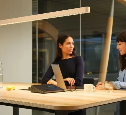 Suspension monte et baisse, Team, sable, LED, dim, 4000K, 10700 lm, L137cm, H4cm - GRAU