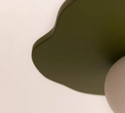 Suspension*Little Anana Suspension, Nenuphar petit, peinture laquée , Ø35cm, H1,5cm - vert foncé