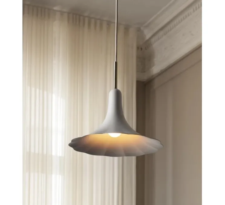 Suspension, Petalii 1 small, blanc, laiton poli, Ø28cm, H25cm - Nuura