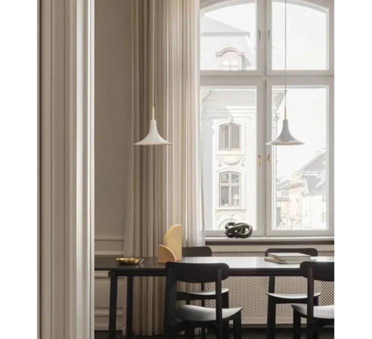 Suspension, Petalii 1 small, blanc, laiton poli, Ø28cm, H25cm - Nuura