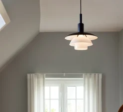 Suspension, PH 3/3, noir, verre opalin, Ø28,5cm, H30cm - Louis Poulsen