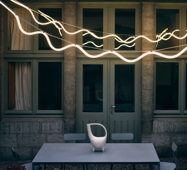 Suspension*Petite Friture Suspension, Spline, , IP65, LED, dim, 2700K, 4000 lm, L450cm, H20cm - beige, bleu