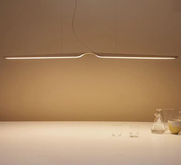 Suspension*Tunto Suspension, Swan, , LED, 2700K, 3951lm, L162cm, H7cm - variable TRIAC, 500mA, chêne