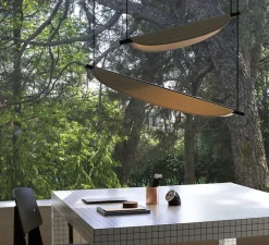 Suspension*Tooy Suspension, Thula 562.22, , IP40, LED, 2700K, 2600lm, L104cm, H11cm - corps noir, détail noir, abat-jour cuir beige