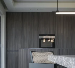 Suspension*Contain Suspension, Tubus, laiton noirci, PLA fibre carbone, LED, 2700K, 1000lm, L100cm, H120cm - laiton noirci, charbon