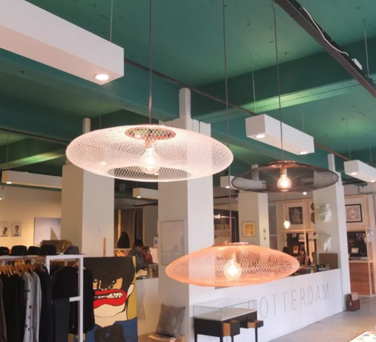 Suspension*Atelier Robotiq Suspension, UFO Full Small, , câble noir et blanc, Ø40cm, H12cm - noir charbon