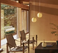 Suspension, VL 45 Radiohus, laiton, verre brillant jaune pâle, Ø17,5cm, H24,6cm - Louis Poulsen