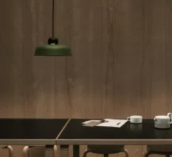 Suspension*Wastberg Suspension, w162 Dalston S1, , LED, dim, 2700K, 524 lm, Ø30,2cm, H15,2cm - vert olive, noir